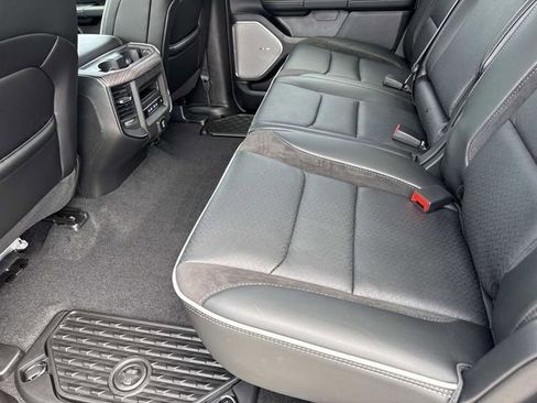 New 2026 RAM 1500 Laramie AWD/4WD image 10