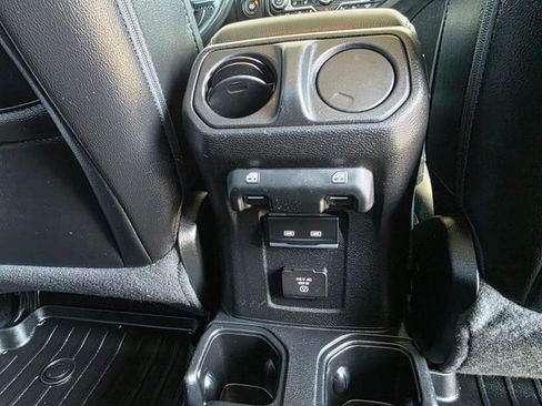 Used 2021 Jeep Gladiator Overland AWD/4WD image 17