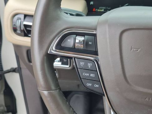 Used 2022 Lincoln Nautilus Reserve AWD/4WD image 20