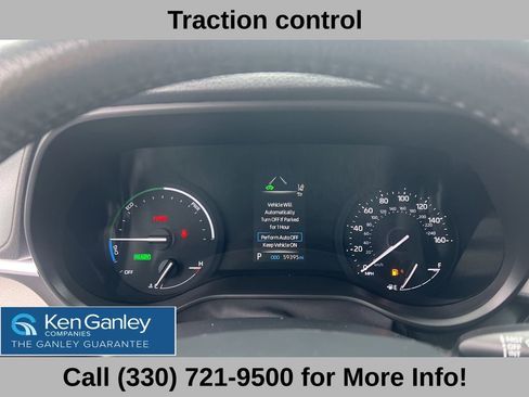 Used 2024 Toyota Sienna XLE image 32