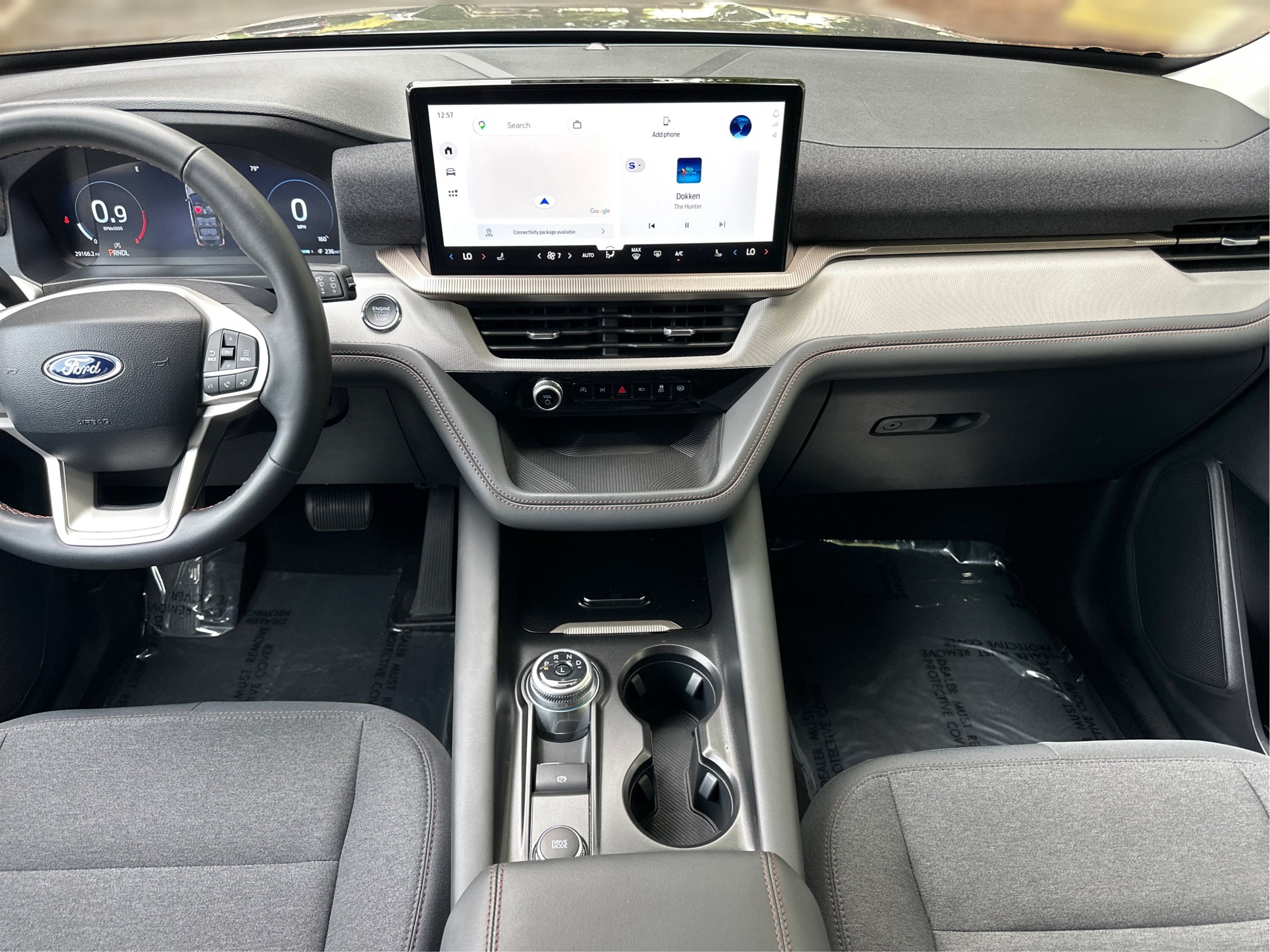 Used 2025 Ford Explorer Active AWD/4WD image 18