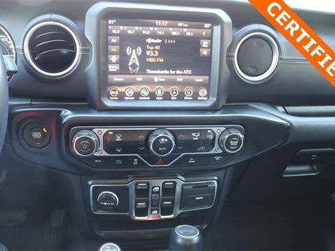 Used 2022 Jeep Wrangler Unlimited Sahara image 21