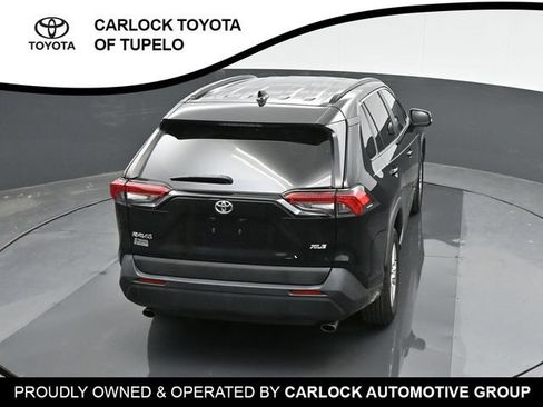 Used 2021 Toyota RAV4 XLE FWD image 28