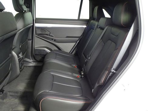 Used 2024 Jeep Wagoneer Launch Edition image 14