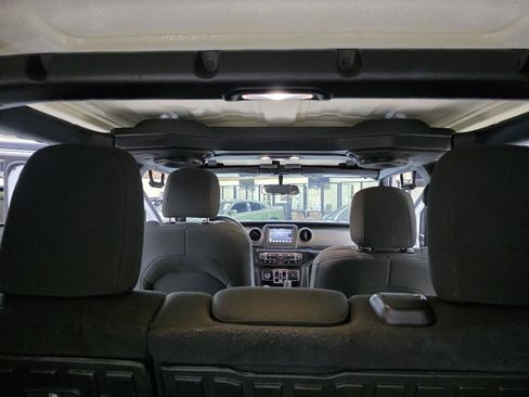 Used 2021 Jeep Wrangler Unlimited Sport AWD/4WD image 12