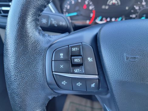 Used 2020 Ford Escape SEL image 16