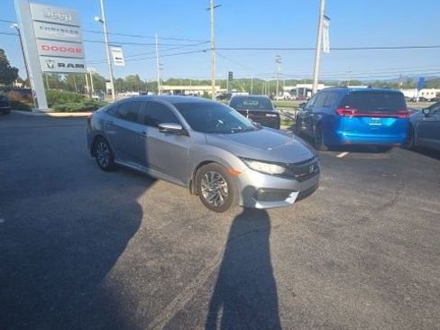 Used 2016 Honda Civic EX image 12
