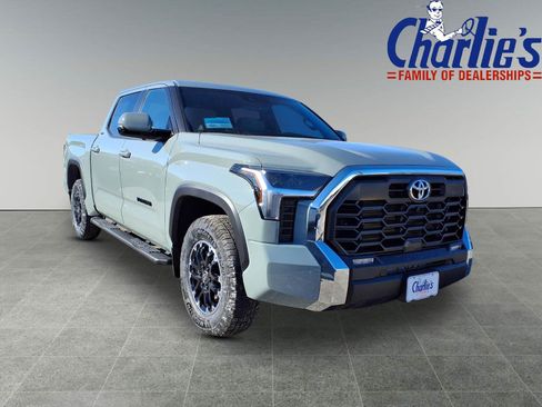 New 2026 Toyota Tundra SR5 AWD/4WD image 3