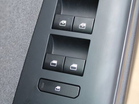Certified 2025 Kia K4 EX FWD image 19