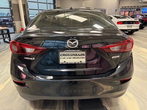 Used 2015 MAZDA MAZDA3 i Touring w/ Technology Package image 31