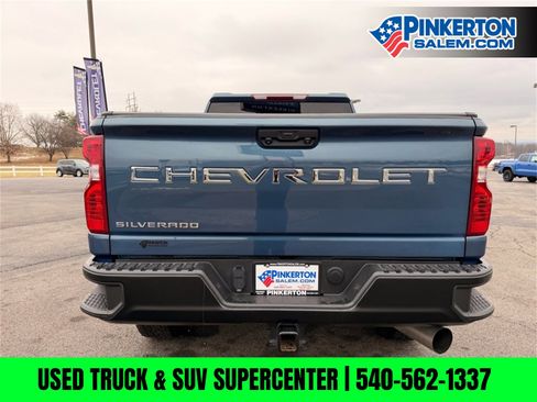 Used 2025 Chevrolet Silverado 2500 W/T w/ WT Convenience Package image 5