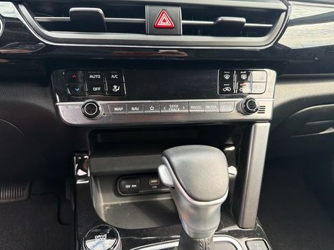 Used 2024 Kia Seltos S AWD/4WD image 19