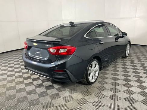 Used 2017 Chevrolet Cruze Premier image 8