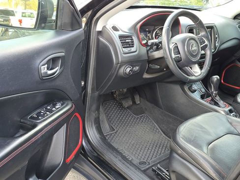 Used 2018 Jeep Compass Trailhawk w/ Leather Interior Group image 4