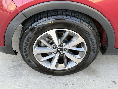 Used 2020 Kia Sorento FWD V6 image 12