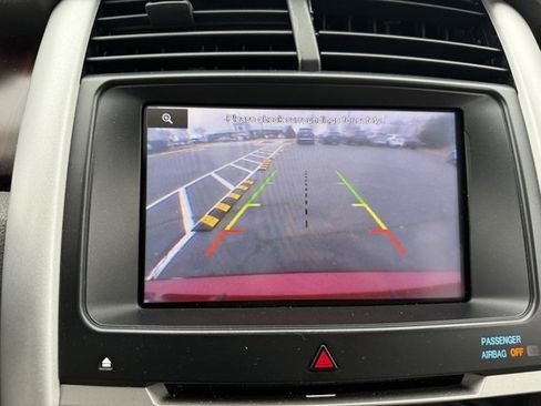 Used 2013 Ford Edge Limited image 16