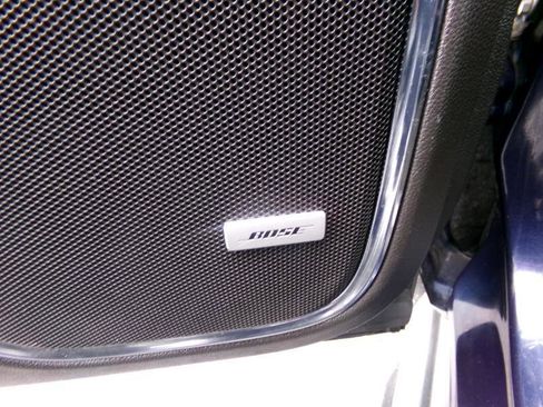 Used 2018 Chevrolet Suburban LT image 18