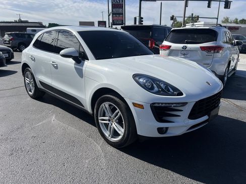 Used 2018 Porsche Macan S AWD/4WD image 1