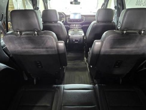 Used 2021 Chevrolet Tahoe LT image 32