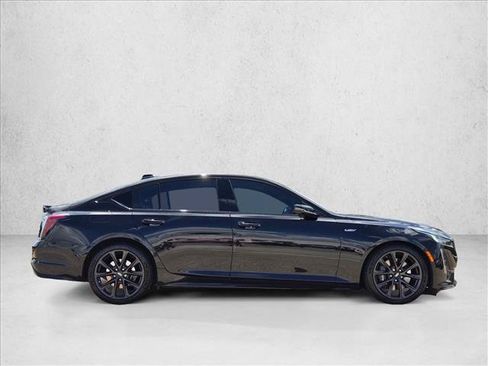 Used 2023 Cadillac CT5 V w/ Platinum Package RWD image 4
