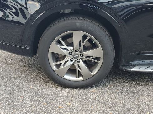 New 2025 Genesis GV70 3.5T Sport image 3