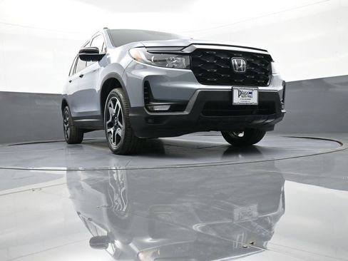 Certified 2023 Honda Passport Elite image 28