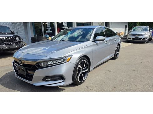 Used 2020 Honda Accord Sport image 5