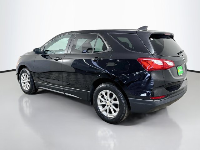 Used 2021 Chevrolet Equinox LS w/ LPO, Blackout Package AWD/4WD image 7