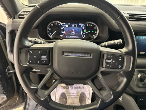 Used 2023 Land Rover Defender 110 X-Dynamic SE image 14