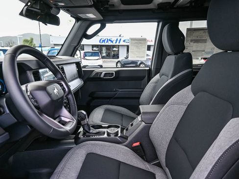 New 2026 Ford Bronco Big Bend image 14