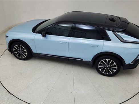 Used 2025 Cadillac Lyriq Sport image 80