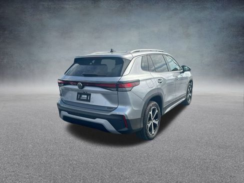 New 2025 Volkswagen Tiguan SE image 31