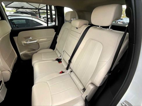 Certified 2023 Mercedes-Benz GLB 250 w/ Premium Package image 20