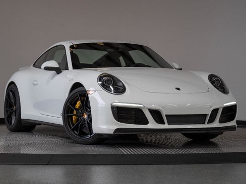 Used 2019 Porsche 911 Carrera GTS image 26