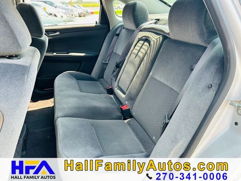 Used 2015 Chevrolet Impala LT w/ LT Sunroof Package FWD image 12