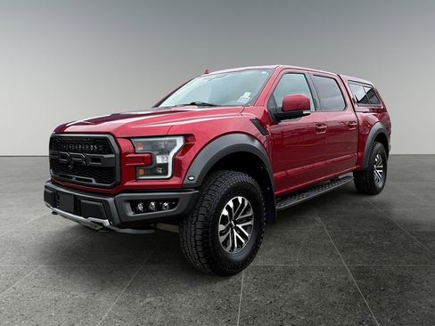 Used 2019 Ford F150 Raptor w/ Equipment Group 802A Luxury image 3