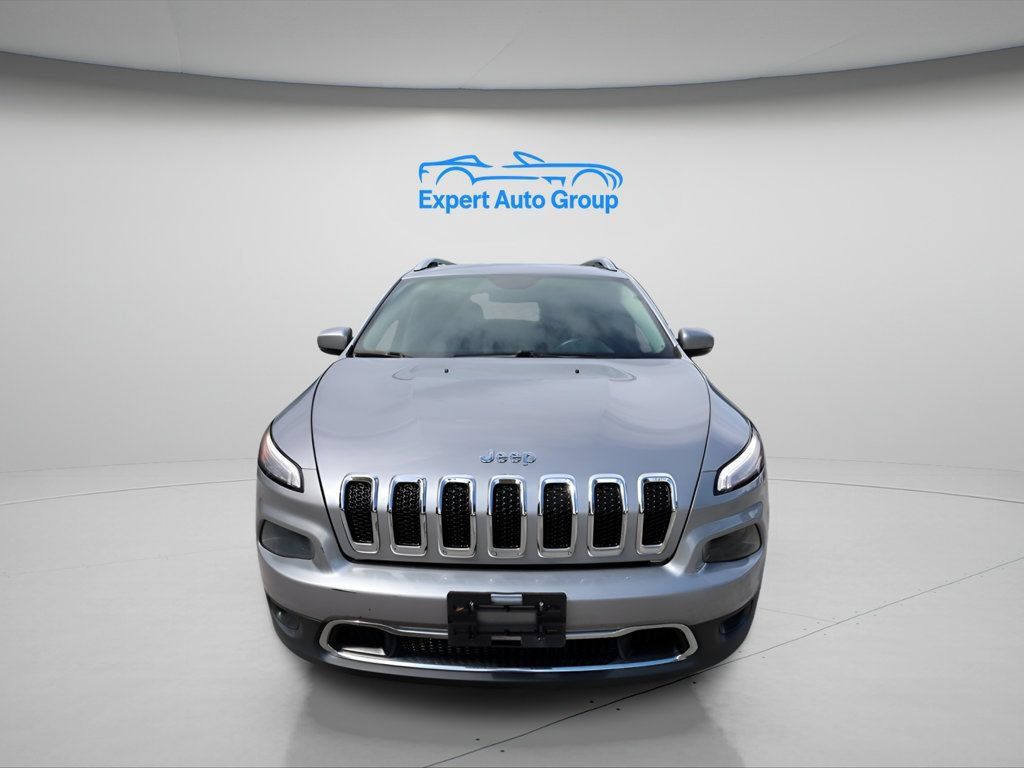 Used 2018 Jeep Cherokee Limited FWD image 8