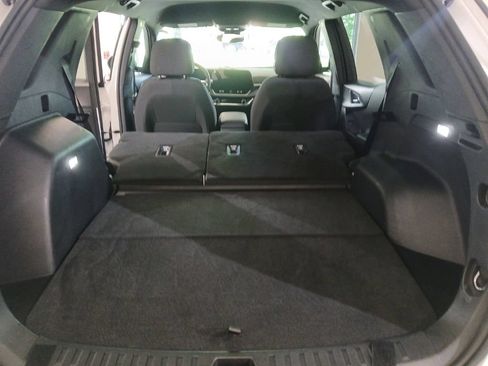 Used 2025 Chevrolet Equinox LT FWD image 10