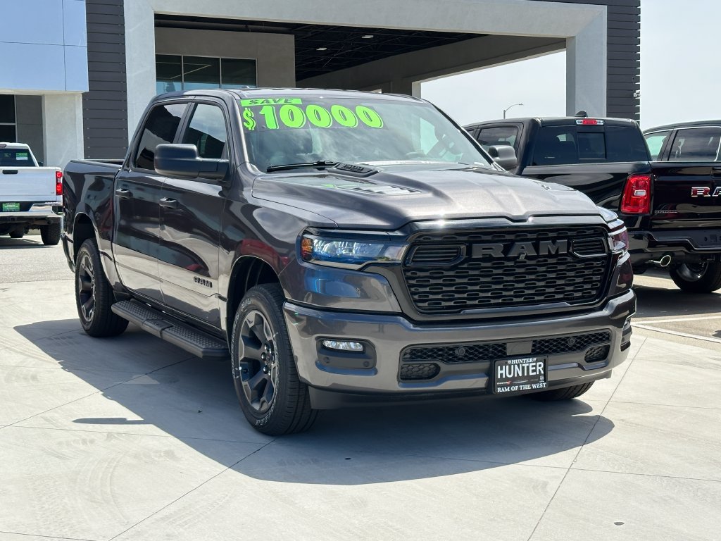New 2026 RAM 1500 Express AWD/4WD image 10