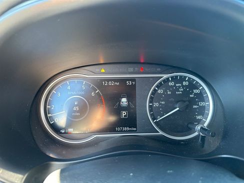 Used 2019 Nissan Kicks SR w/ SR Premium Package image 17