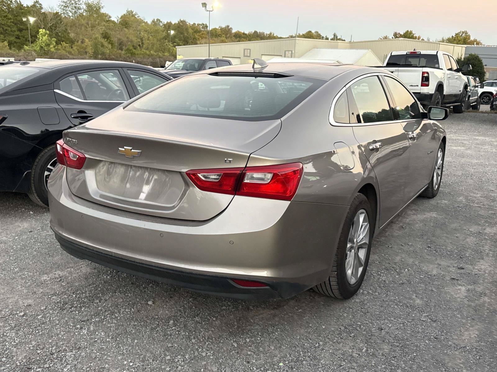 Used 2024 Chevrolet Malibu LT FWD image 5