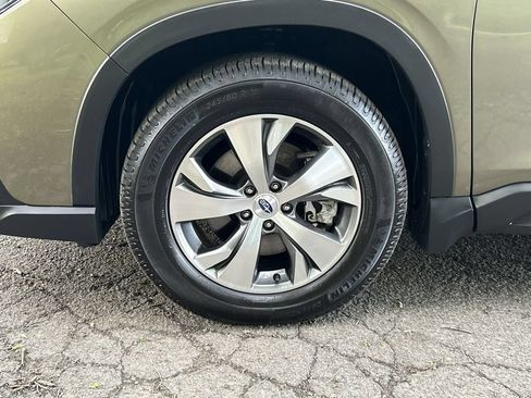 Certified 2023 Subaru Ascent Premium w/ Convenience Package AWD/4WD image 10