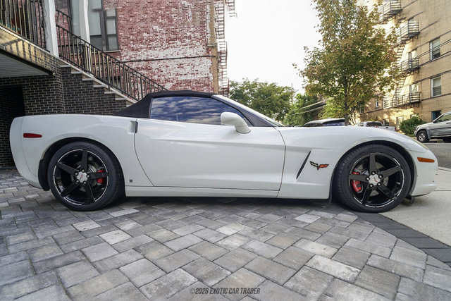 Used 2006 Chevrolet Corvette Convertible w/ Preferred Equipment Group RWD image 19