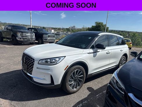 Used 2025 Lincoln Corsair Reserve w/ Equipment Group 202A AWD/4WD image 1