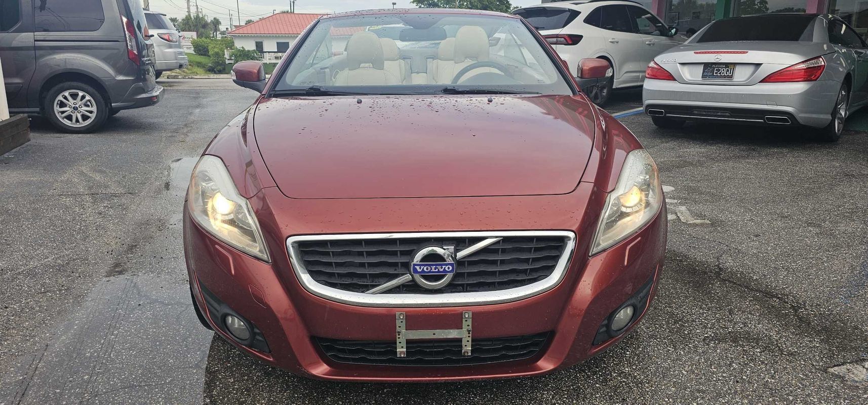 Used 2011 Volvo C70 T5 w/ Convenience Pkg FWD image 8