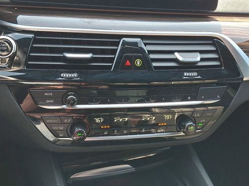 Used 2023 BMW M550i xDrive w/ Executive Package image 16