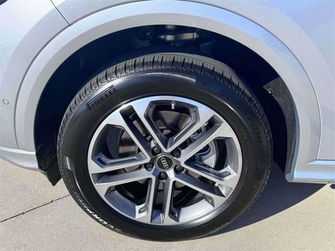 New 2025 Audi Q5 Premium AWD/4WD image 6