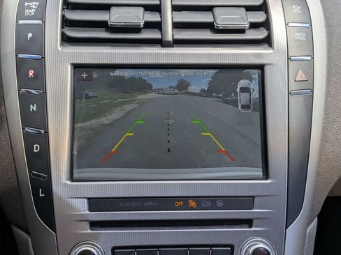 Used 2017 Lincoln MKZ Premiere FWD image 28
