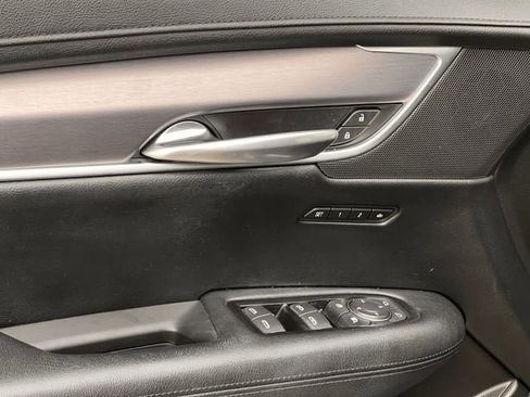 Used 2018 Cadillac XT5 Premium Luxury image 20