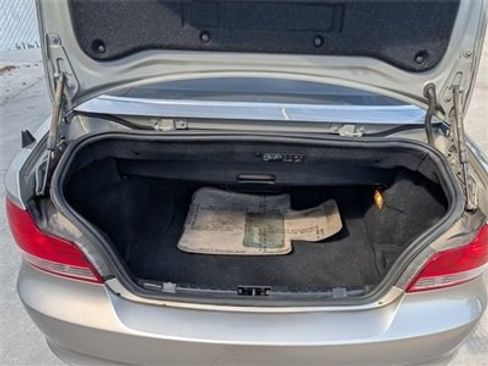 Used 2010 BMW 128i Convertible image 15